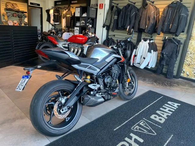 Triumph Street Triple Rs Olx