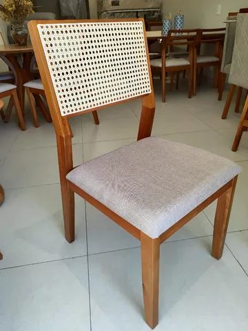 Cadeiras de telinha natural, madeira maciça