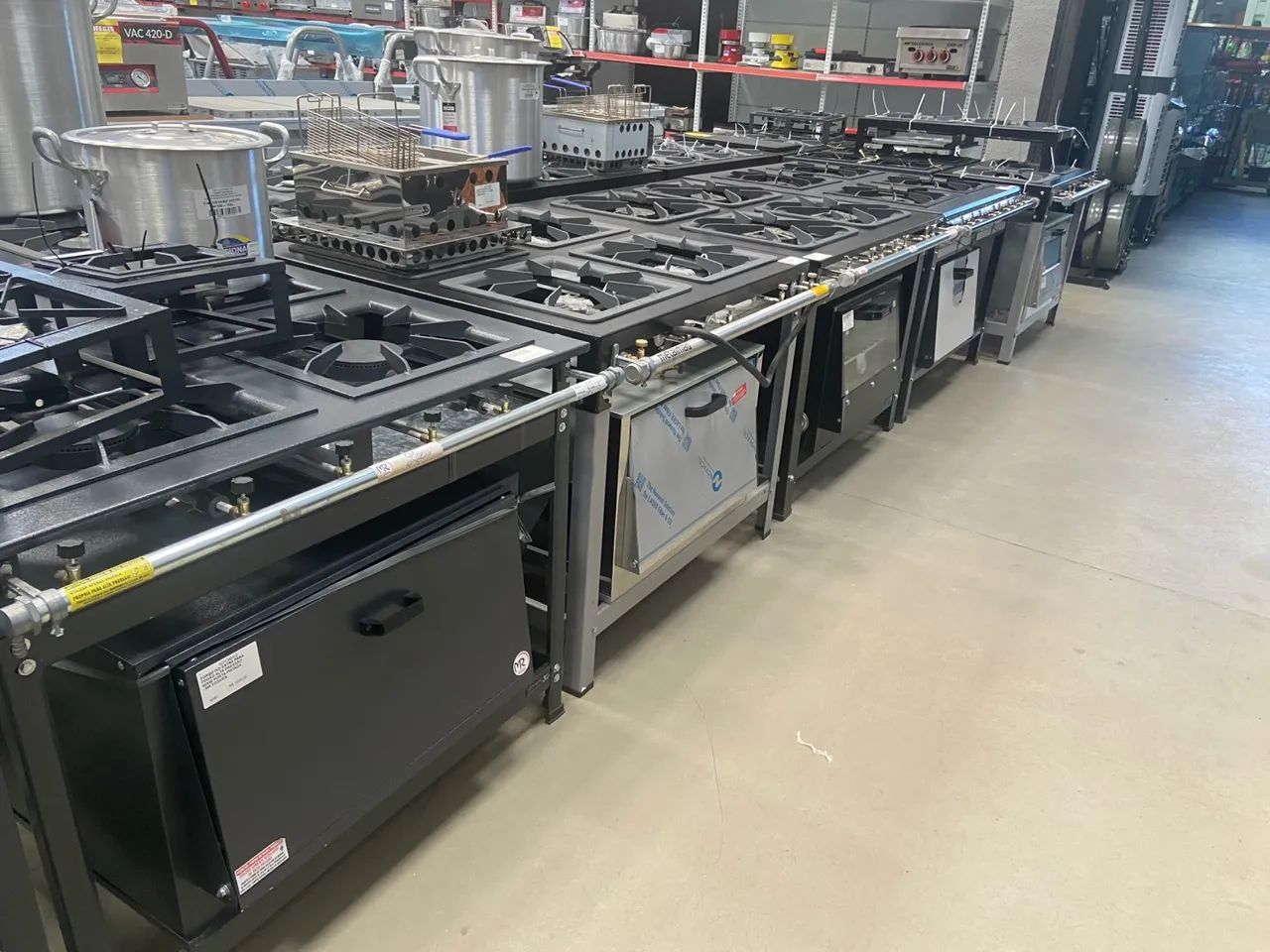 FOGÃO 4 BOCAS BAIXA PRESSÃO COM FORNO 304-F - METAL BREY - Foto 5