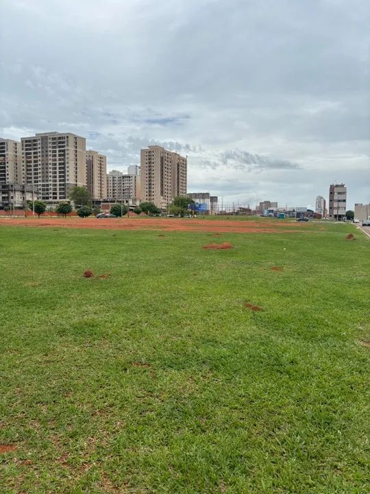 Projeção Samambaia - Frente Forum - QN 501 -Conj 13 - lote 1, 2, 3, 4 - R$ 9 Milhões - Foto 3