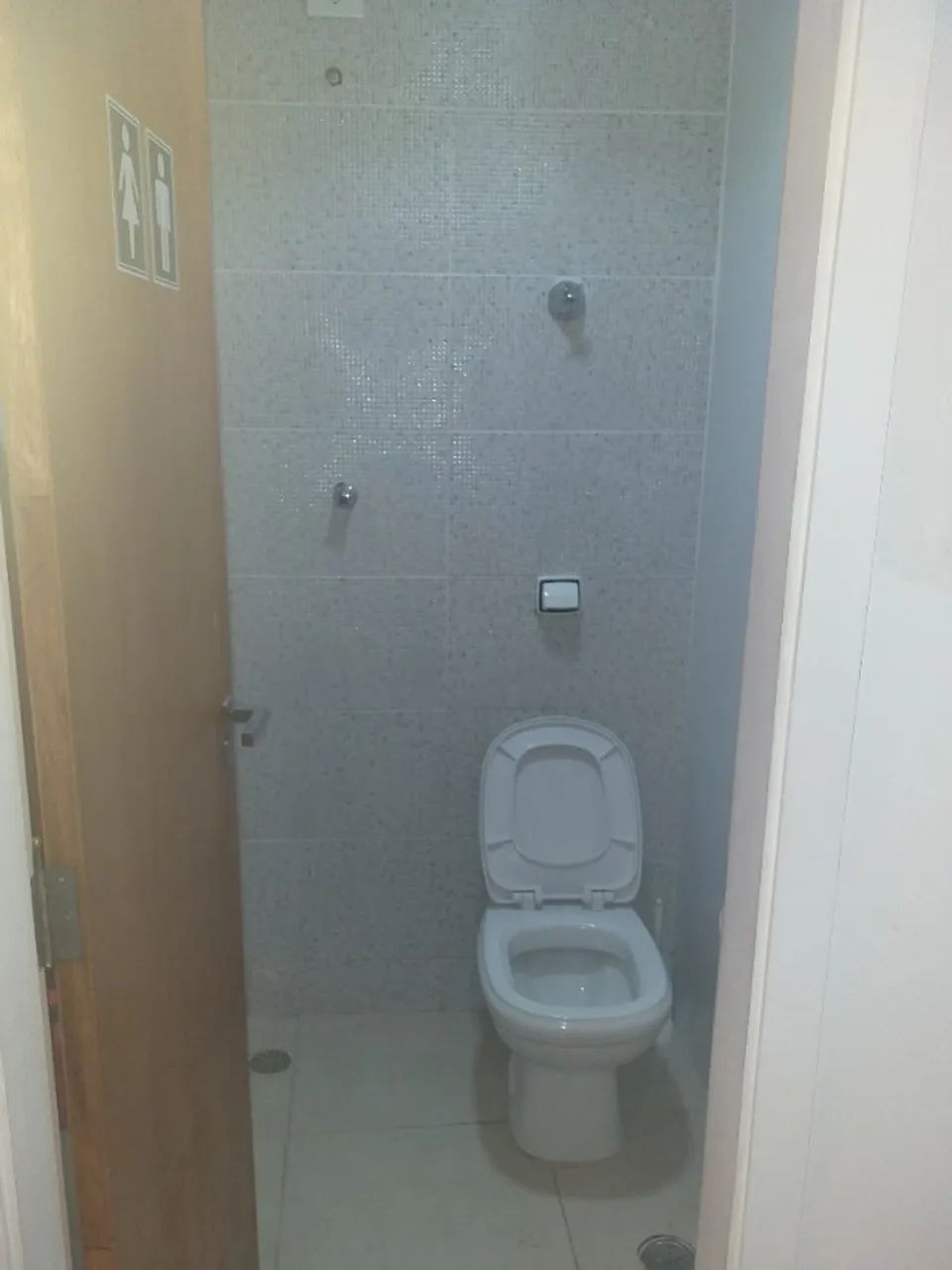 Salas comerciais na Av. Rodrigues Alves em Santos - Foto 2