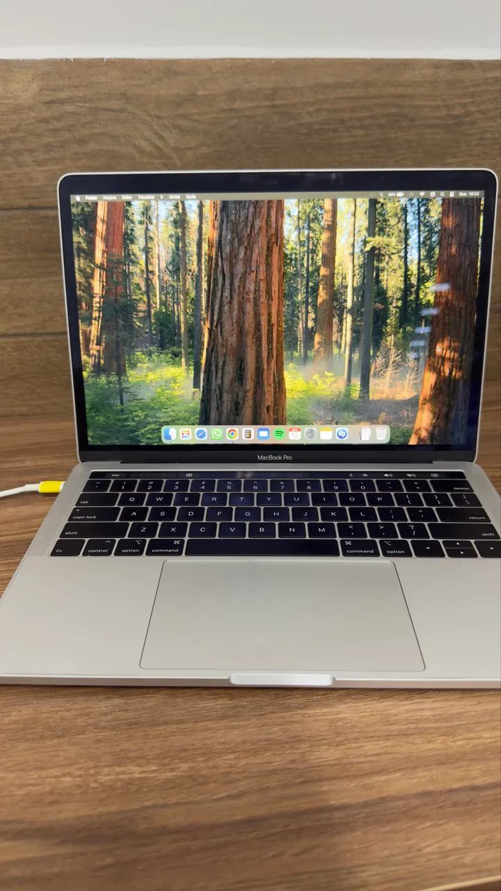 macbook pro 13 2019