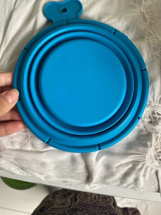 5 potes, tigelas, comedouro para pets + 2 óculos de brinde. - Foto 3