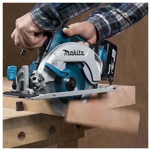 Serra Circular a Bateria 18V DHS680Z Makita - Foto 3