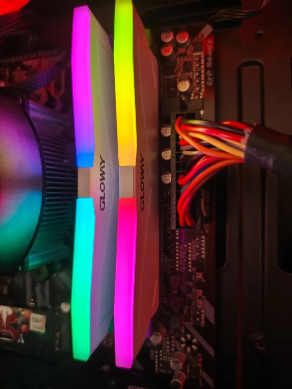Memoria DDR4 GLOWY 16GB 3200MHZ RGB - Foto 2