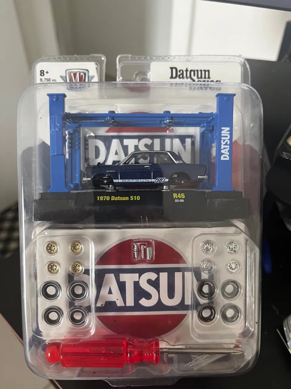 Miniatura 1:64 - M2 - Datsun - hotwheels  - Foto 2