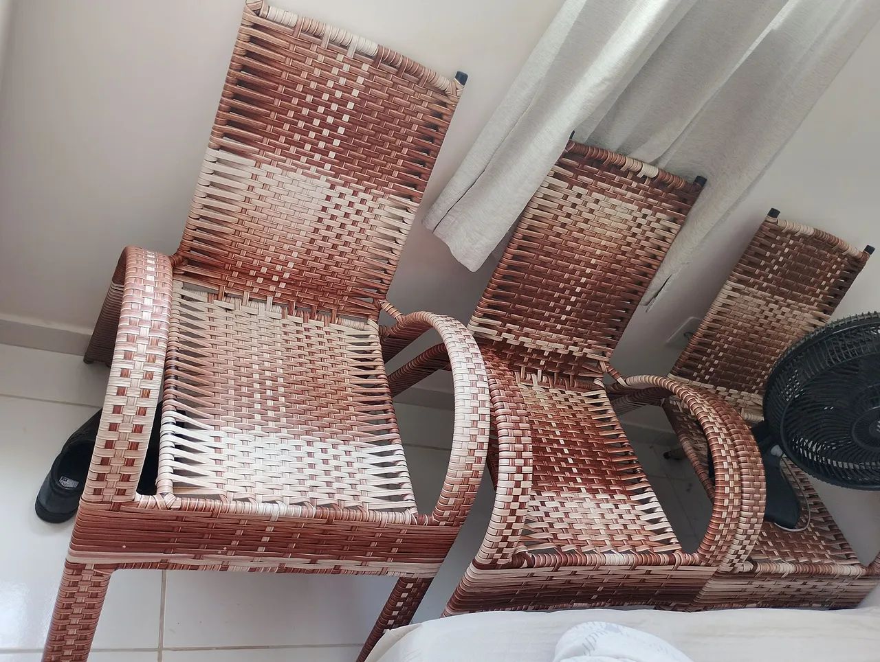 Conjunto de cadeira de fibra 