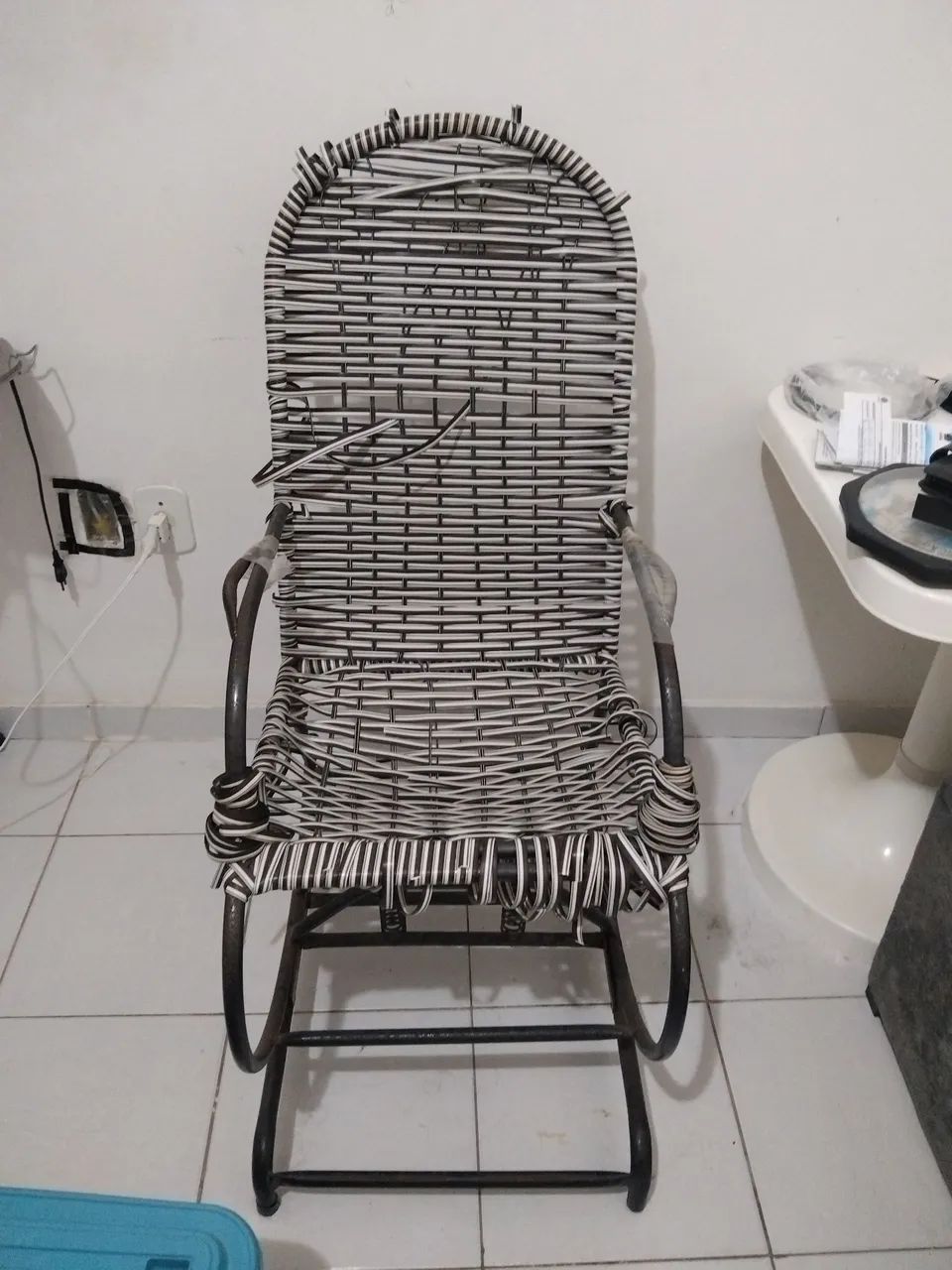 Cadeira de Balanço em Metal com 4 molas - Foto 3