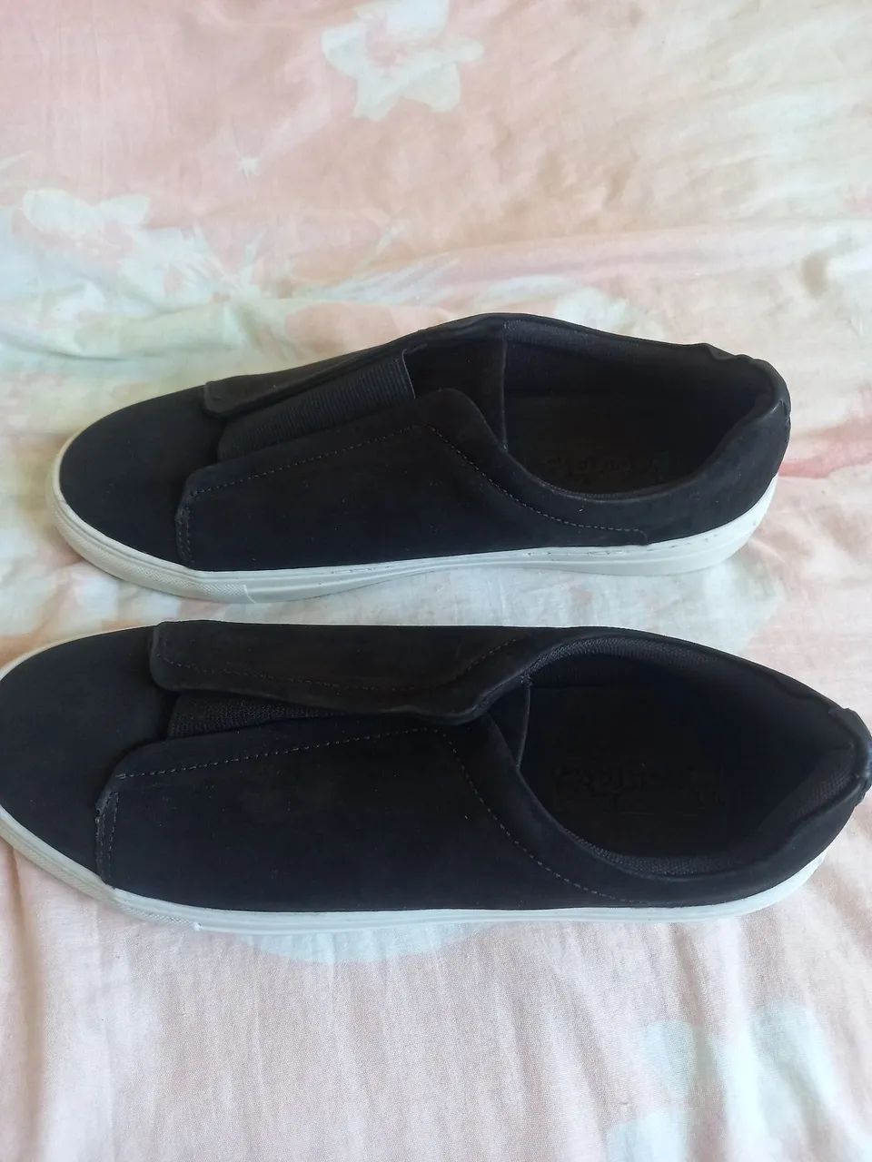 Tênis Slip On Preto Foxton