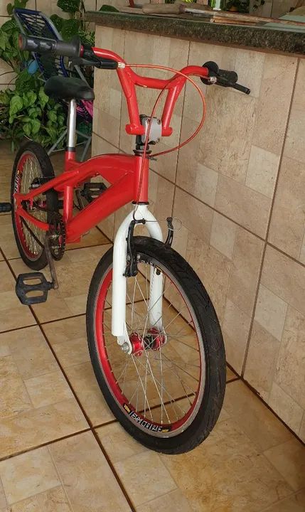 Bicicleta BMX Aro 20 - Excelente Estado! - Foto 2