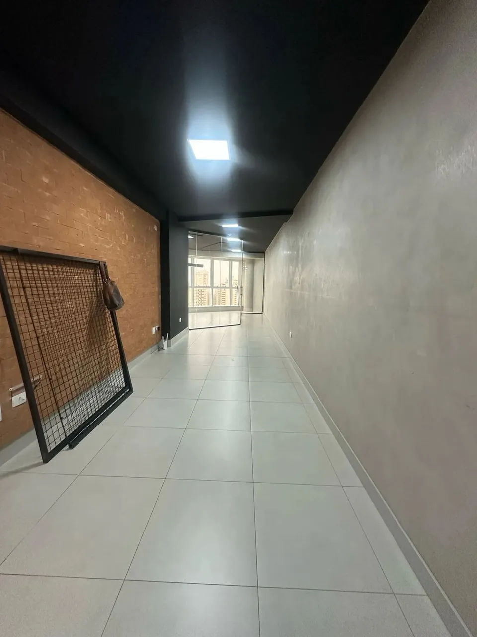 Imóvel para aluguel com 60 metros quadrados em Zona 04 - Maringá - PR