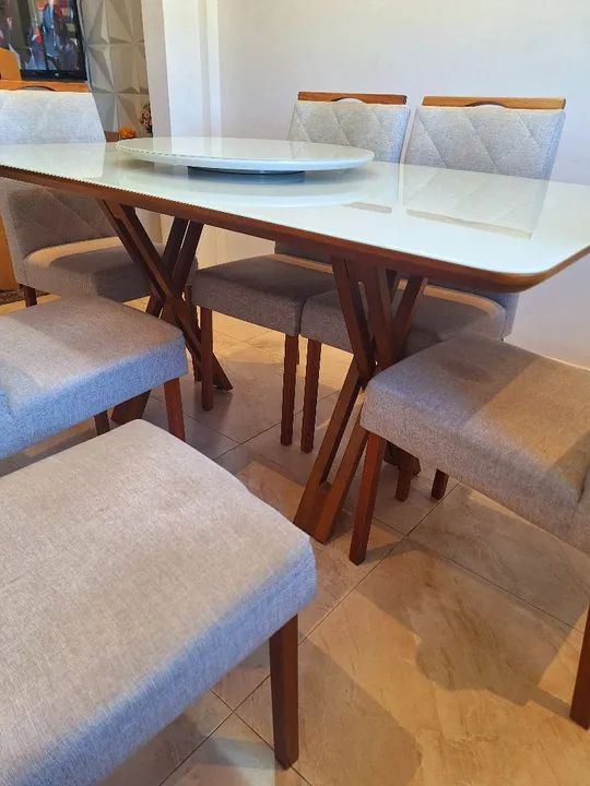 Mesa de 6 cadeiras seminova - Foto 2