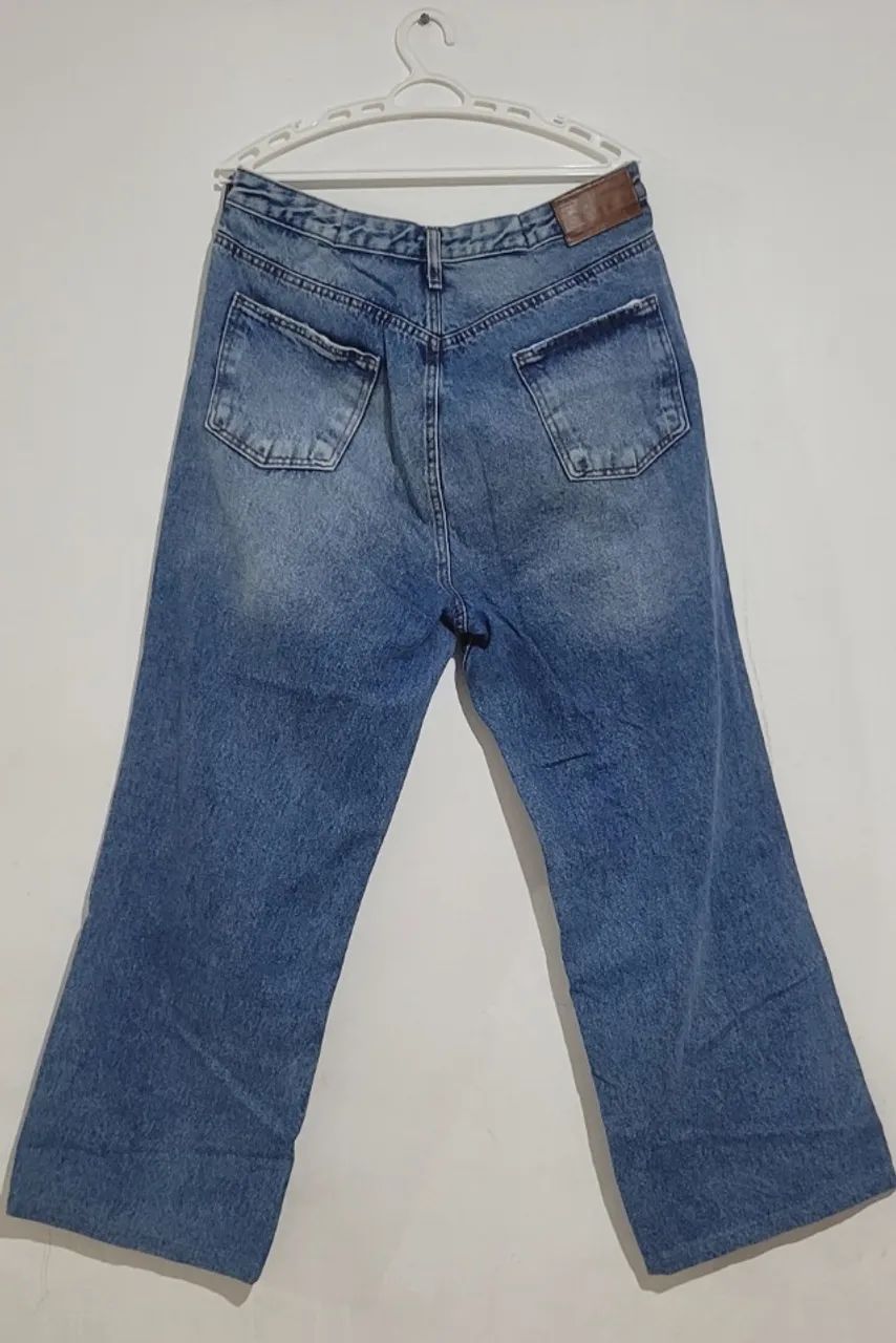 Calça jeans feminina FROM tam 44 - Foto 2