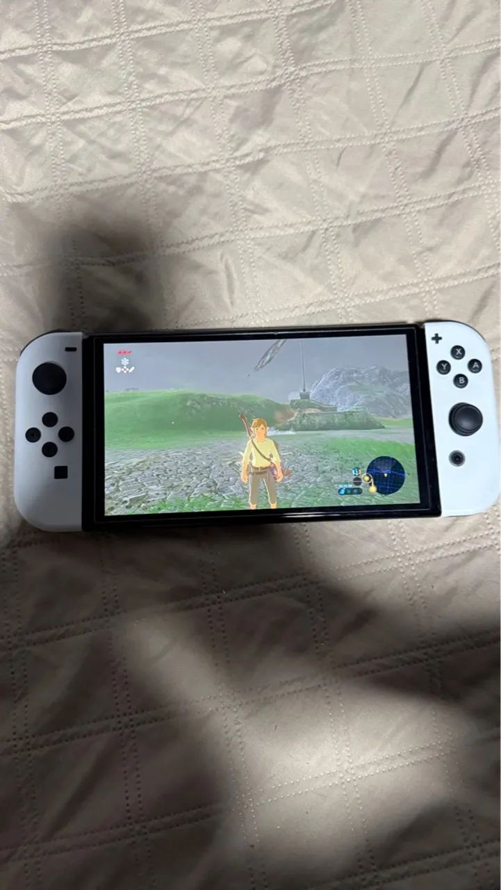 Nintendo Switch OLED Desbloqueado + controle + cartão sd