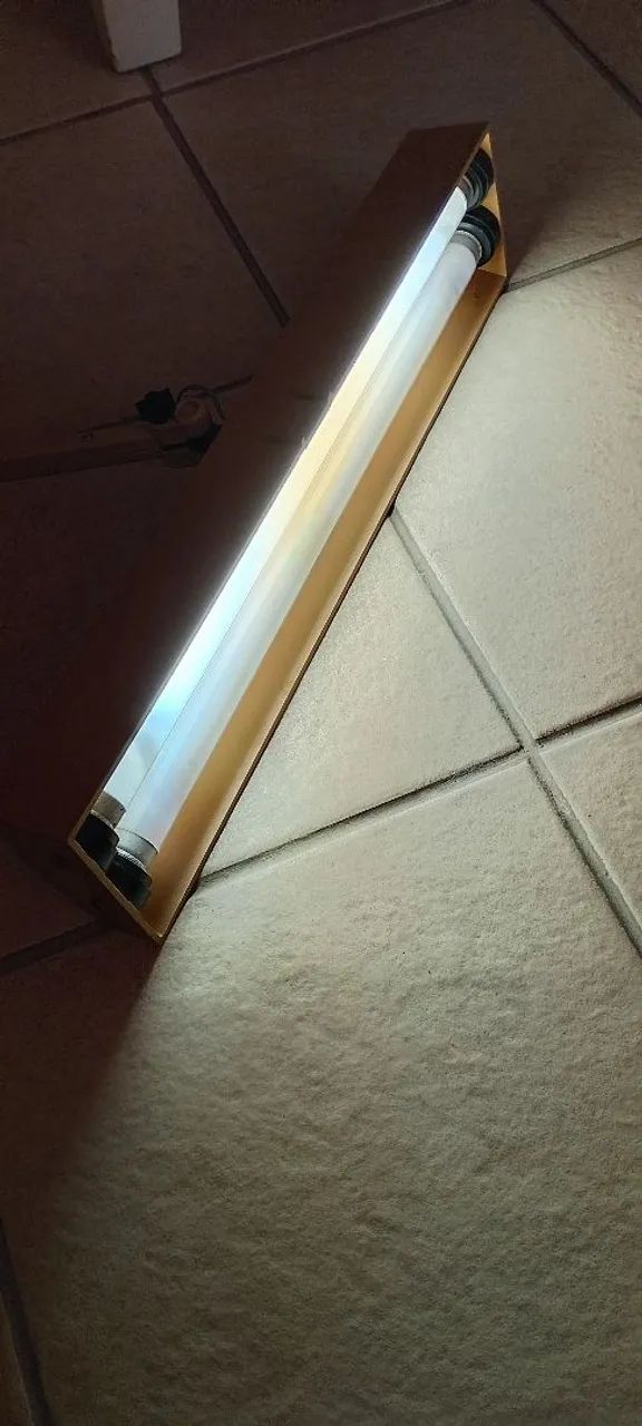 Luminária antiga de mesa - Foto 4