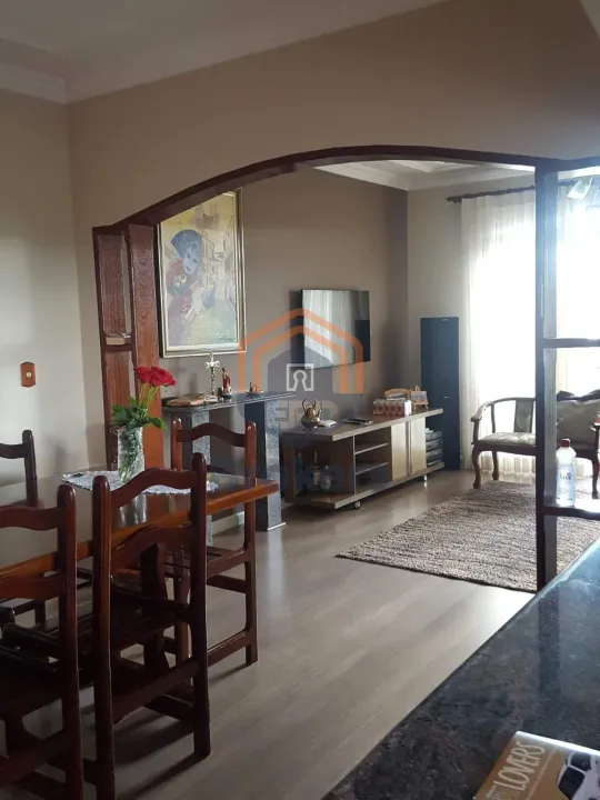 Apartamento em Vila Santa Terezinha - Várzea Paulista, SP