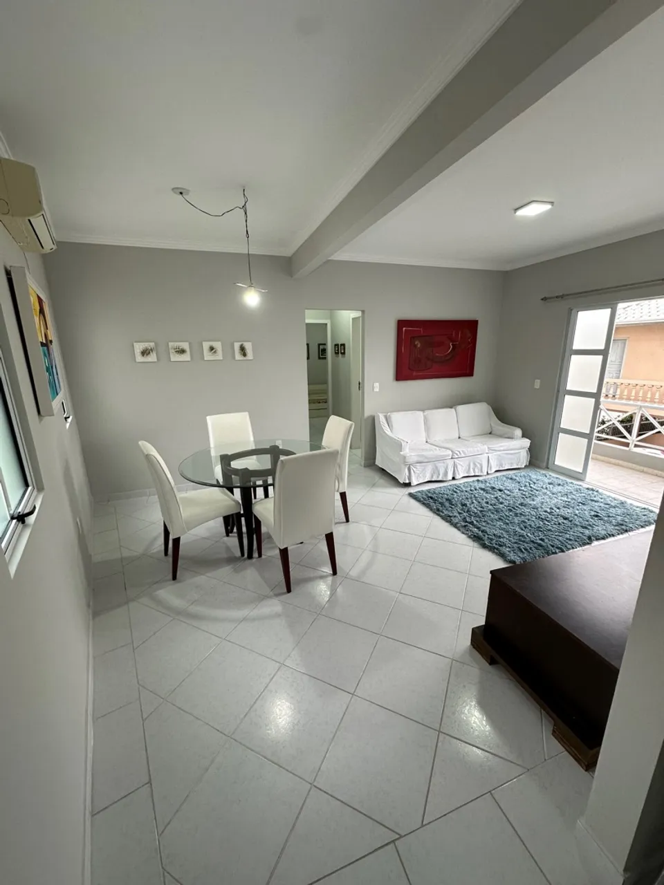 Apartamento mobiliado sobrado