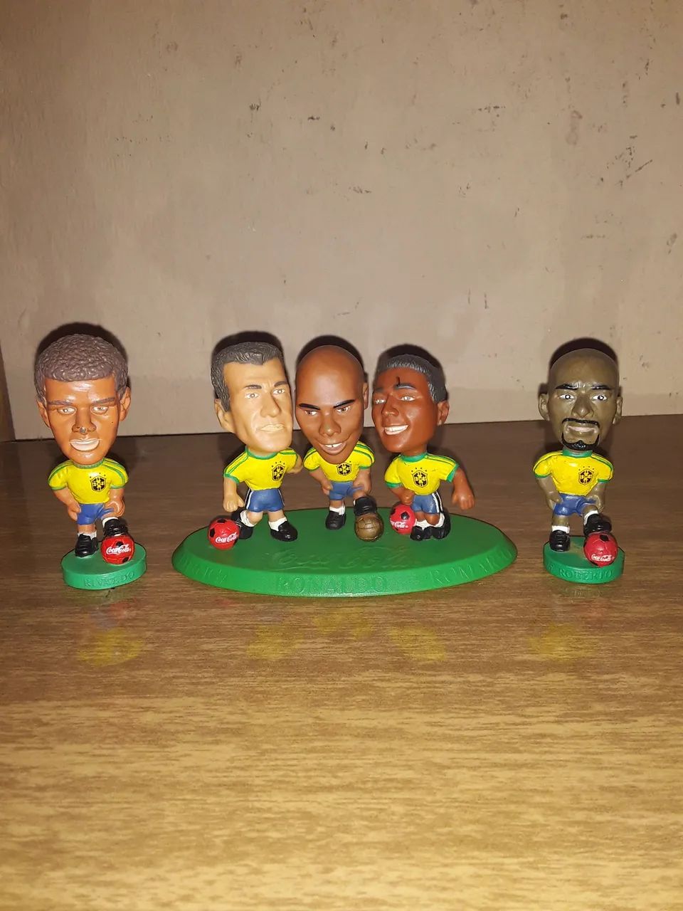 Kit de bonecos mini craques do Brasil ótimo estado entrego apenas em itapetininga-sp  - Foto 2