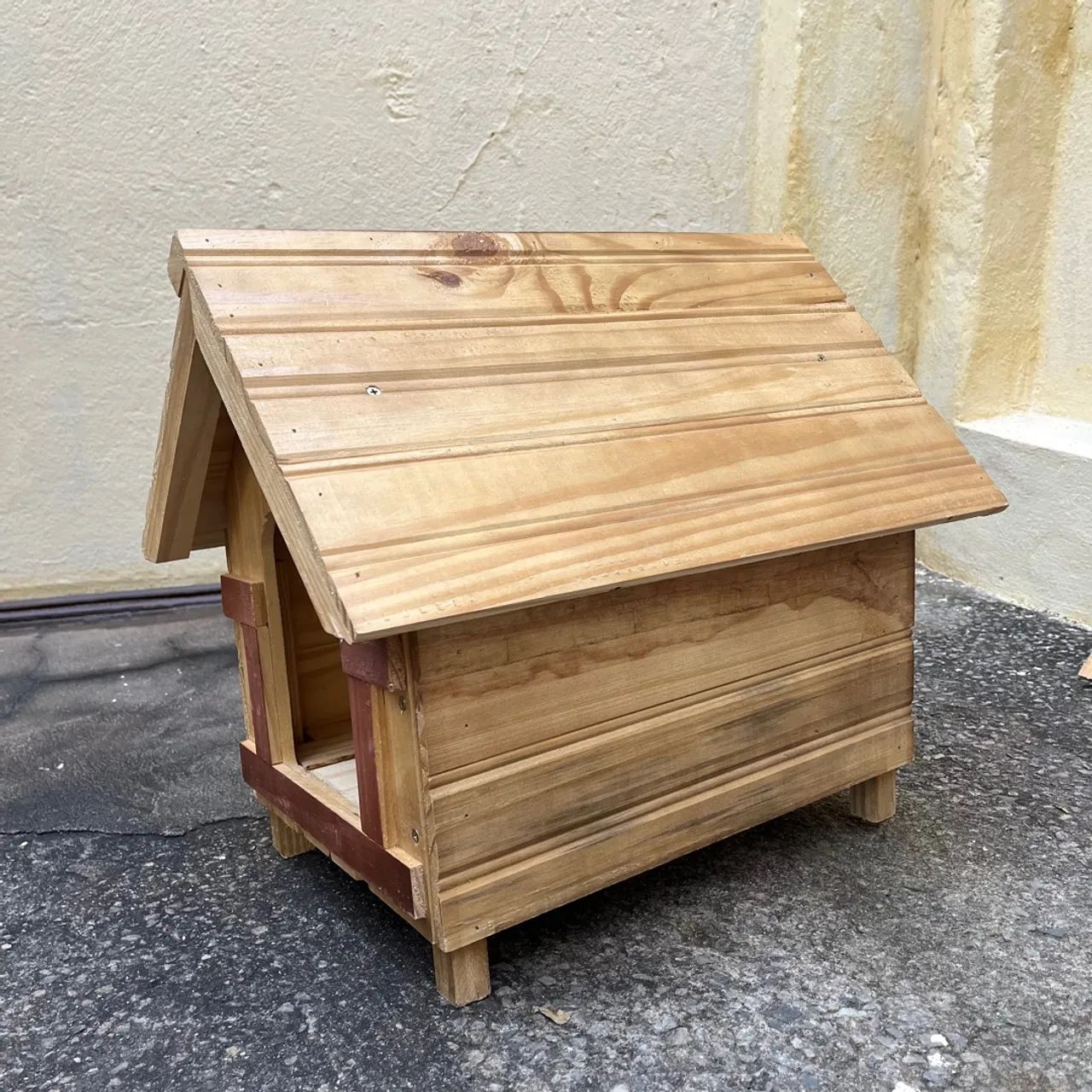 Casinha de madeira para cachorro - Foto 3