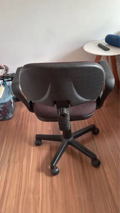 Cadeira de Escritório Giratória Rodinhas - Foto 2