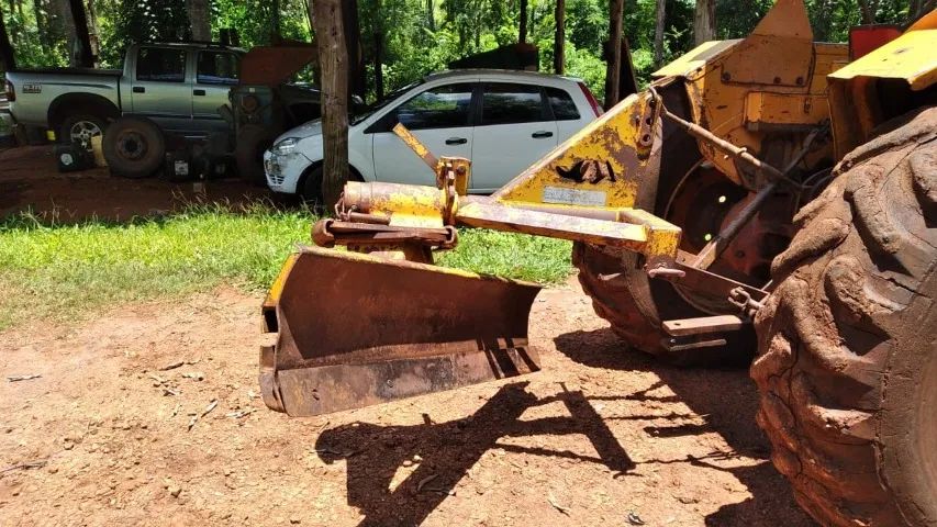 Lâmina hidráulica traseira trator - Foto 4