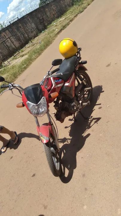 Motocicleta 50cc vermelha em ótimo estado - Foto 4