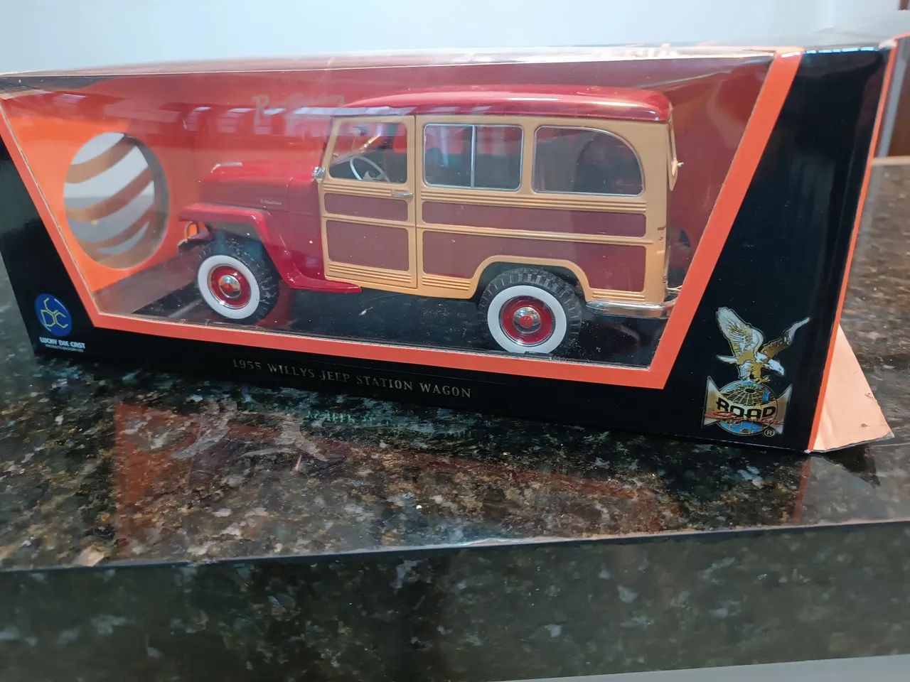 Miniatura rural 1955 Willys Jeep Station Wagon - Foto 3