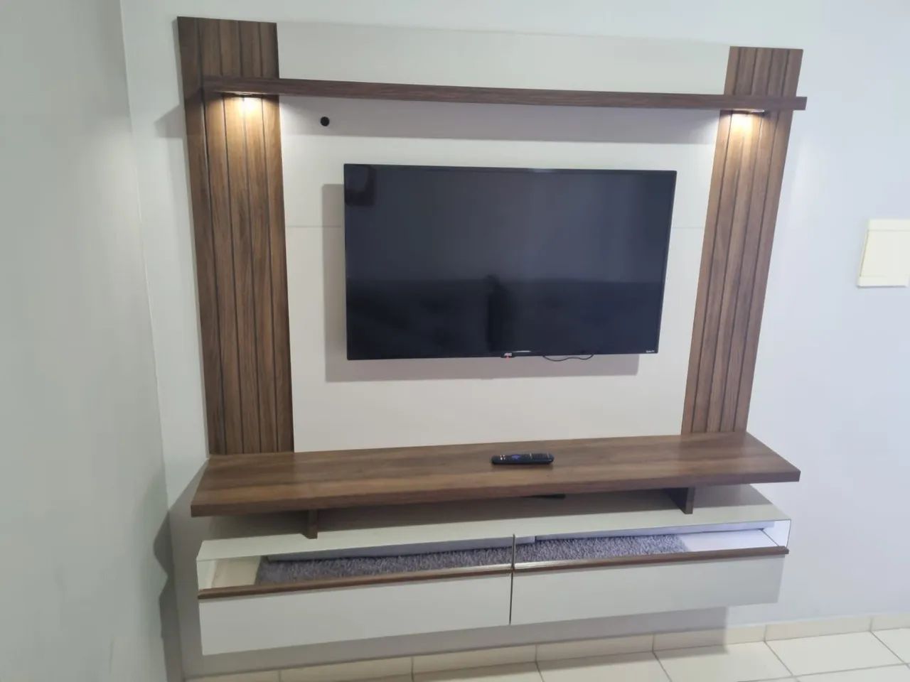 Vendo Painel, Sofá, Armário e guarda roupas  - Foto 5