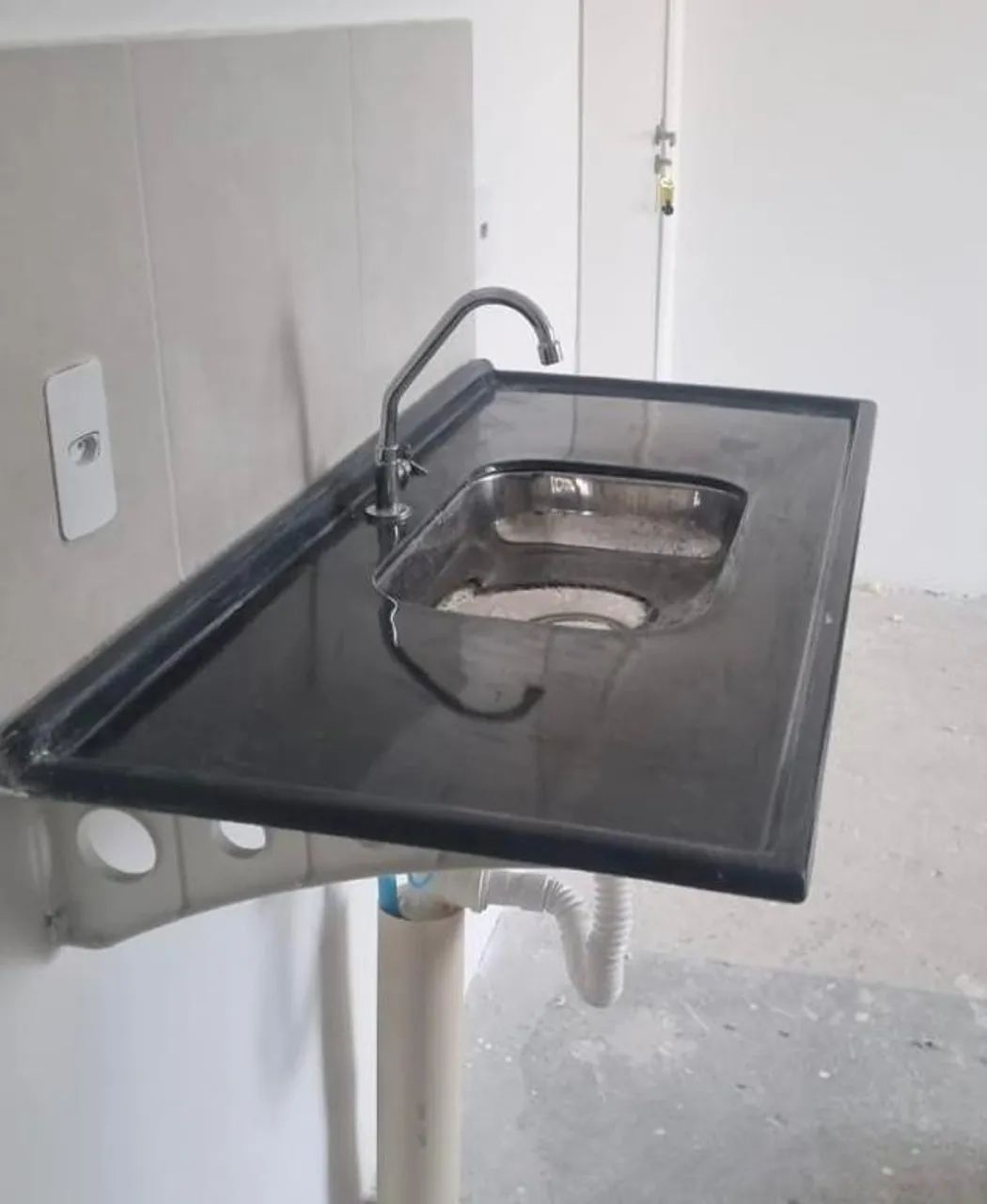 Pia com Cuba e Torneira - Conjunto Completo