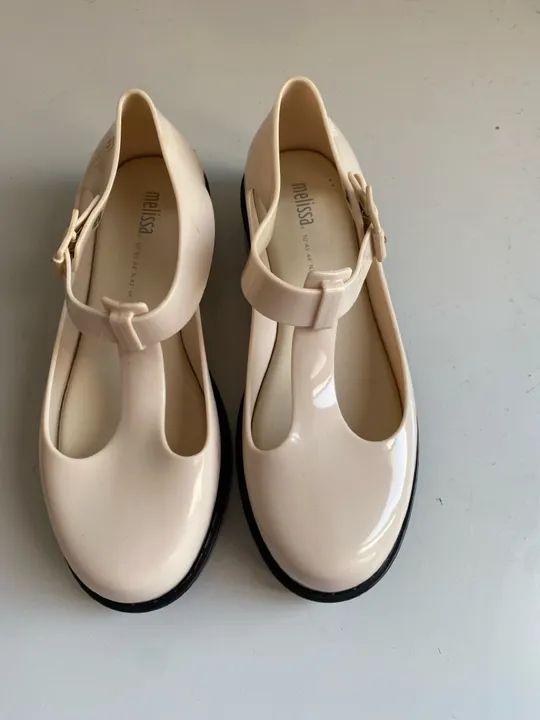 Sandálias Melissa T-Strap Bege