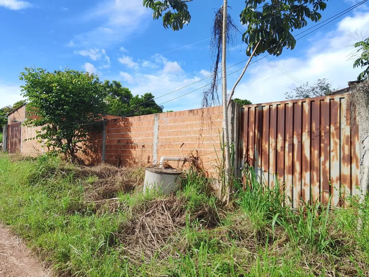Clube próximo ao lago divino