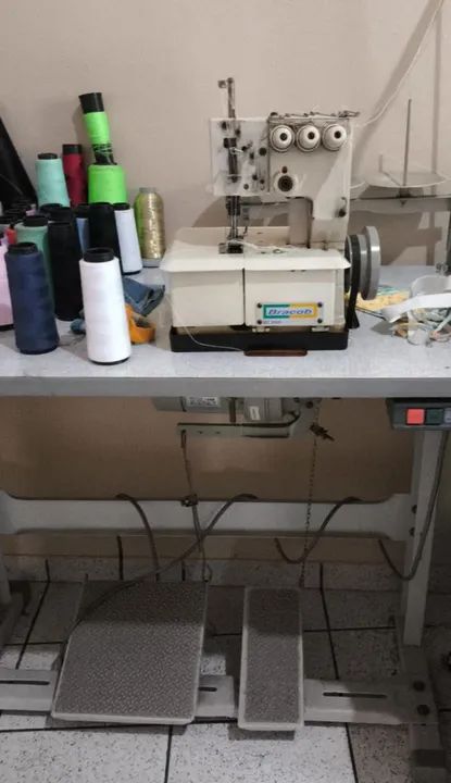 Máquina de Costura Industrial Bracob colarete