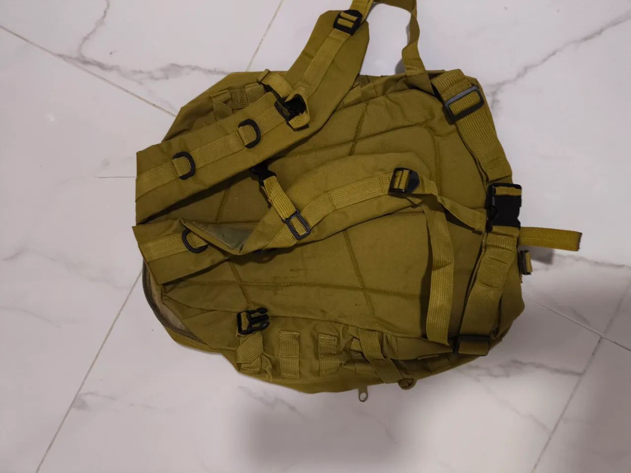 Mochila Tática Militar - Bege - Foto 2