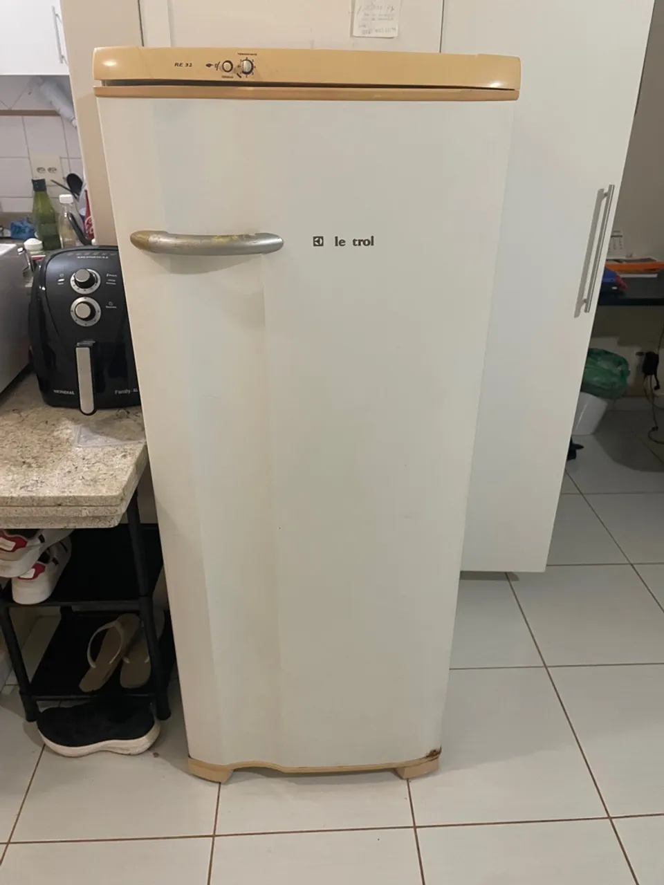 Geladeira Electrolux RZ 32 - Funcionando