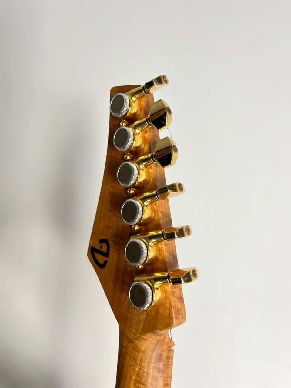 Guitarra Stratocaster R Almino SSS Alphi  - Foto 3