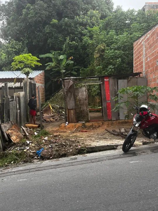 Terreno à venda na Avenida Monsenhor Amâncio de Miranda