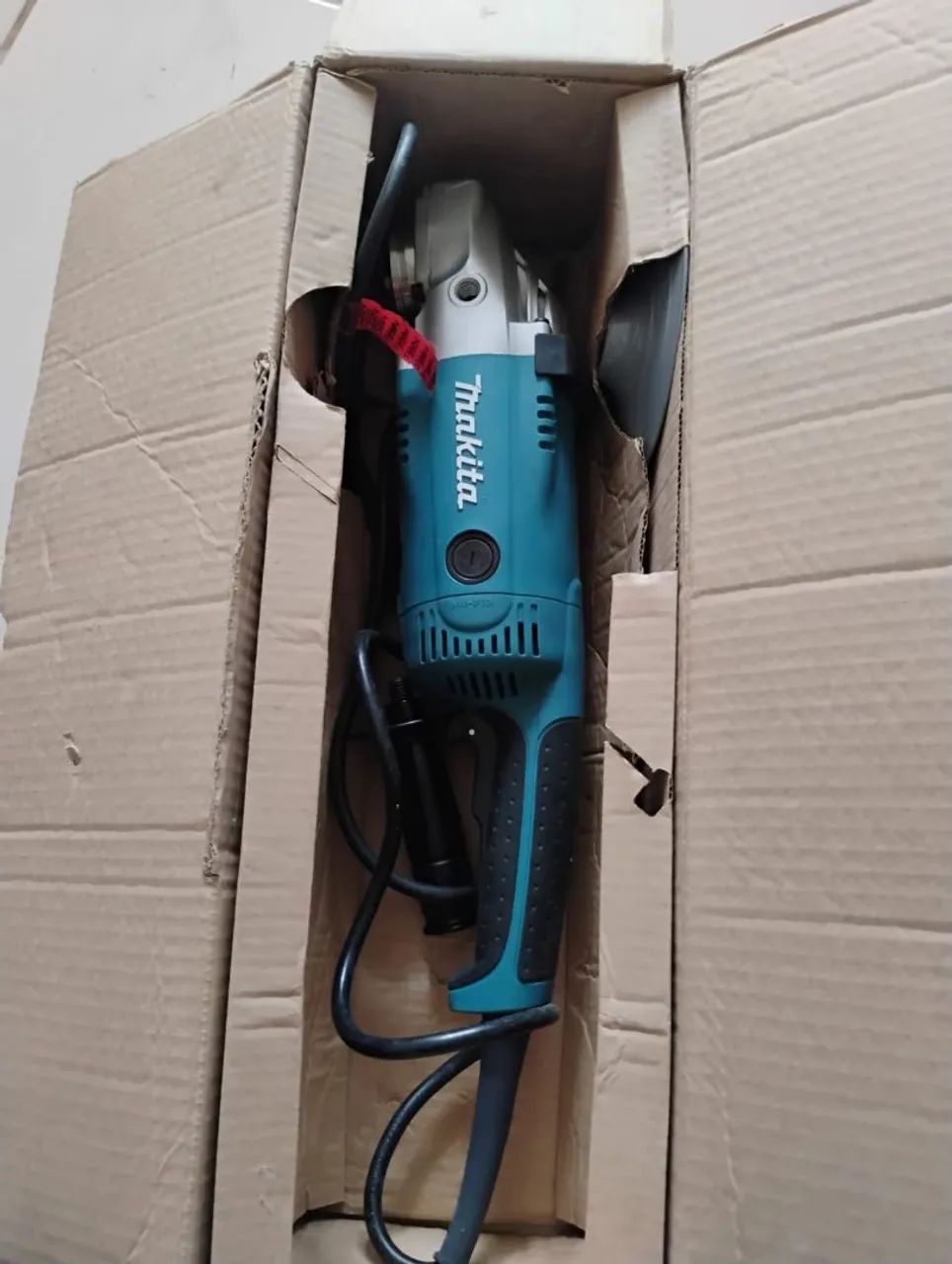 Lixadeira Angular/Polidora Angular Makita SA7021 180mm - Foto 2