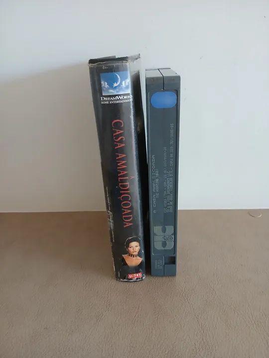 A Casa Amaldiçoada - VHS - Dublado - Foto 3