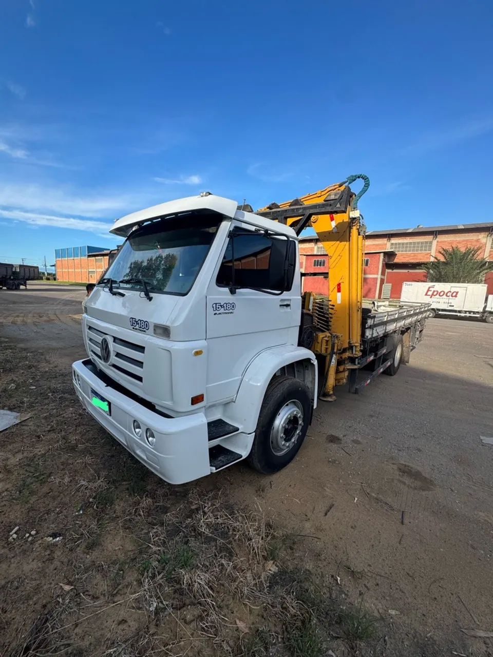 Locação de Caminhão Munck 6T