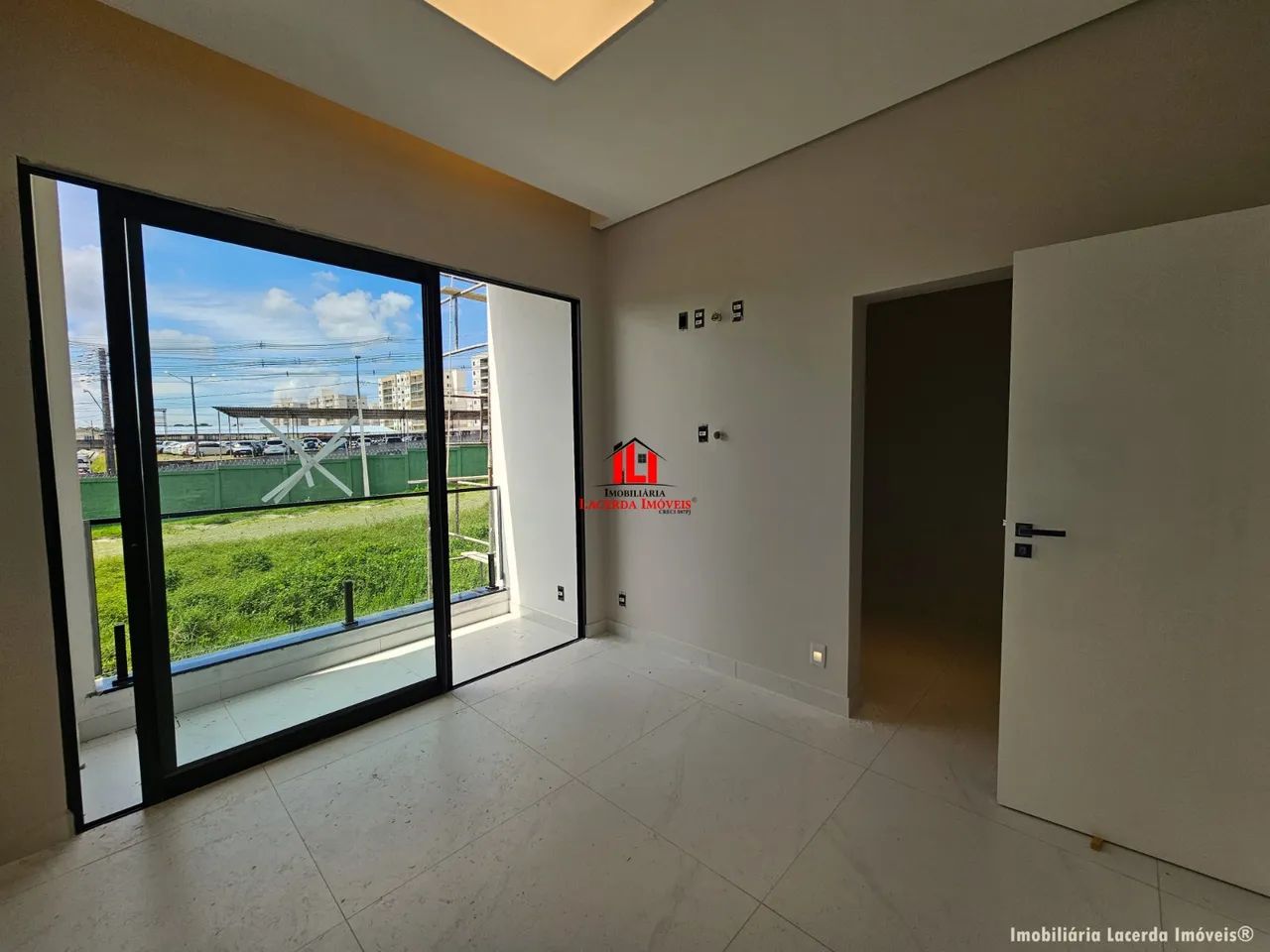Casa Duplex no Estoril 4 Suítes, (3 com closet) Energia solar, Piscina iluminada e cascata - Foto 4