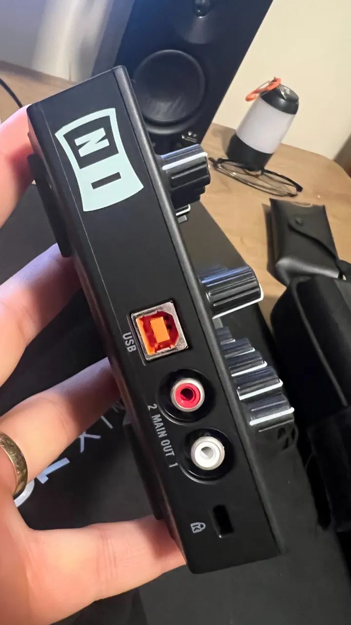 Controladora Traktor Z1 MK1 - Foto 2