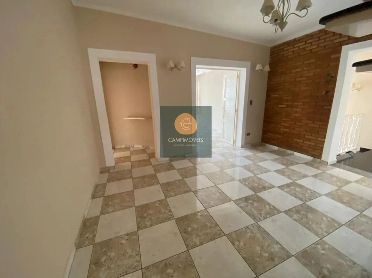 Casa para venda tem 257 metros quadrados com 4 quartos em Iate Clube de Americana - Americ