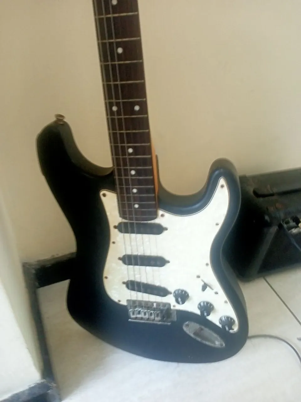 Guitarra Elétrica Stratocaster Phoenix