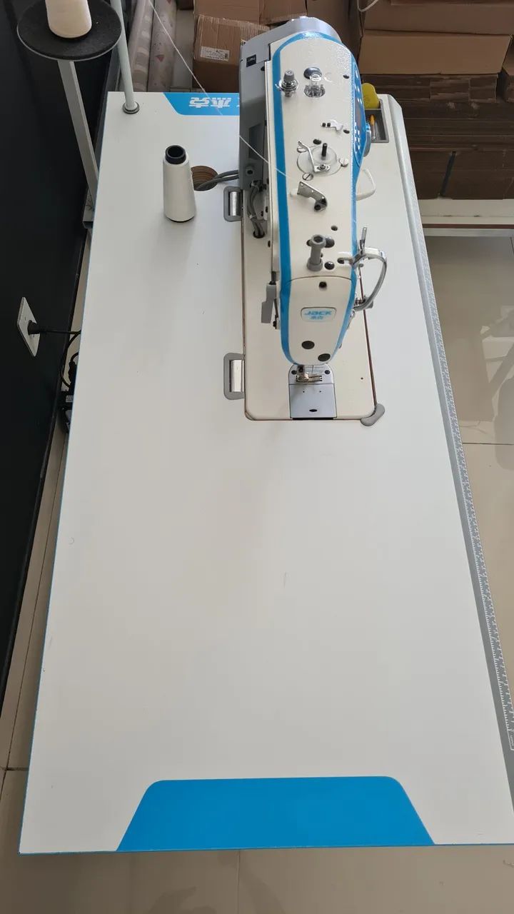Máquina de Costura Reta Industrial Eletrônica Jack A4 - Foto 4