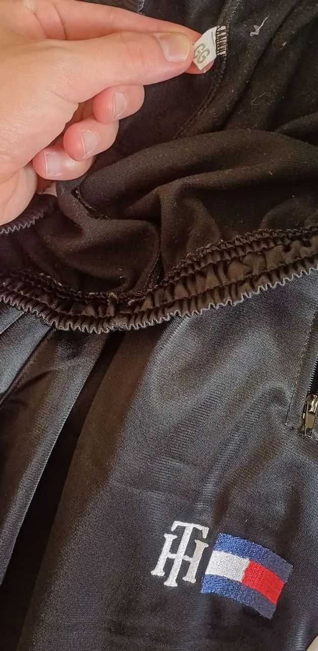 Calça preta Tommy Hilfiger  - Tamanho GG - Foto 4