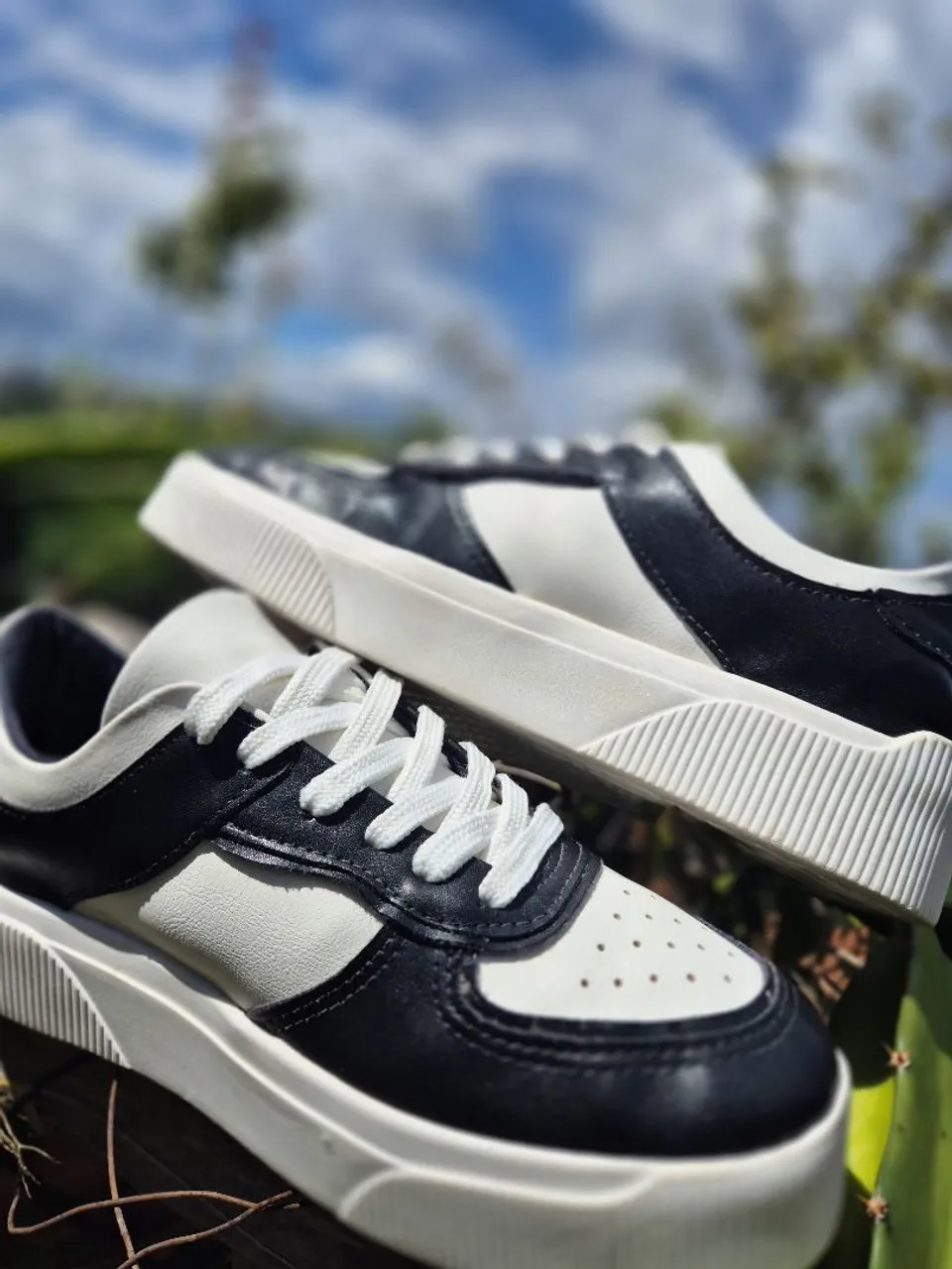 Tênis Casual Black & White - Conforto e Estilo!