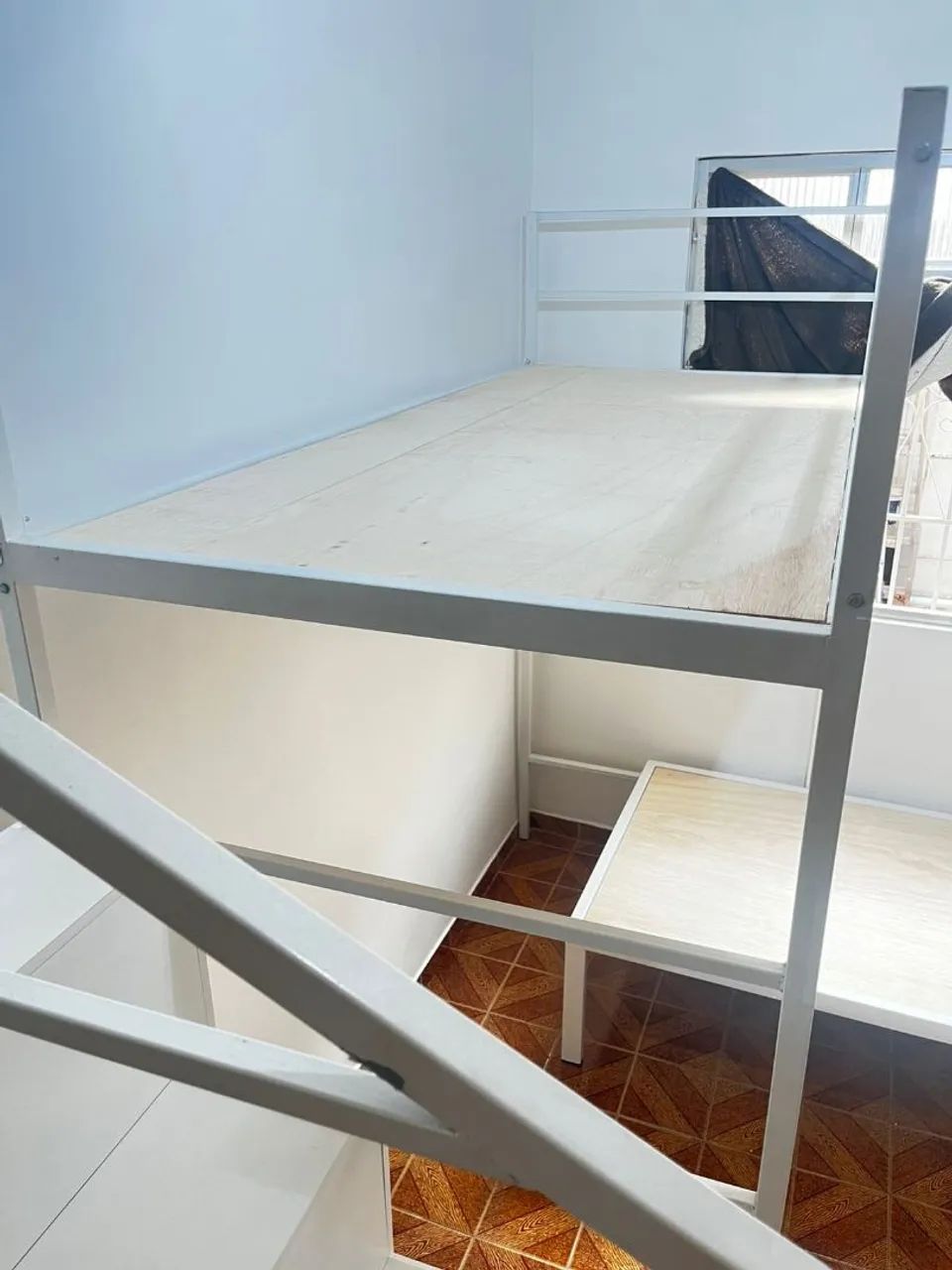 Cama loft industrial 