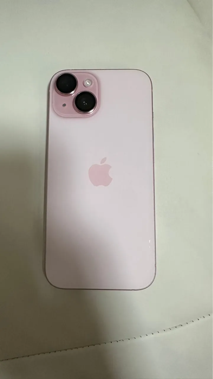 IPHONE 15 , ROSA , 256 gigas , 1 ANO E MEIO DE USO
