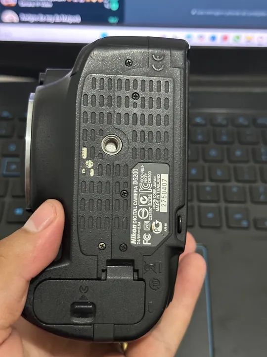 VENDO NIKON D5200 - APENAS CORPO - Foto 2