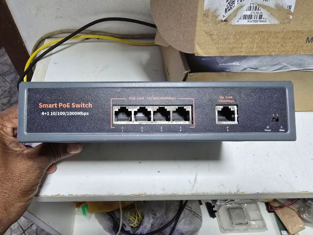 Swith POE 4 portas Gigalan 100/1000